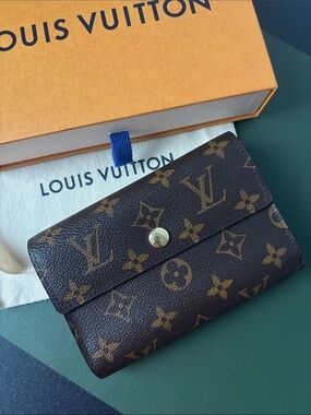 Louis Vuitton Monogram Alexandra Wallet